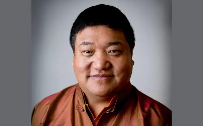 Tibetan mediation master Orgyen Chowang Rinpoche makes his first visit to the Island