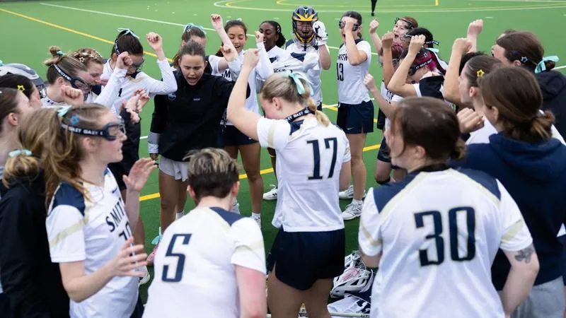10 Players from Lacrosse Earn IWLCA Honor Roll Recognition; Bears Named an IWLCA Academic Honor Squad