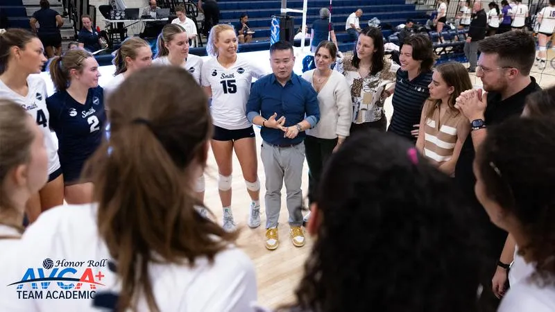 Volleyball Receives AVCA Team Academic Award; Earns Spot on Academic Honor Roll