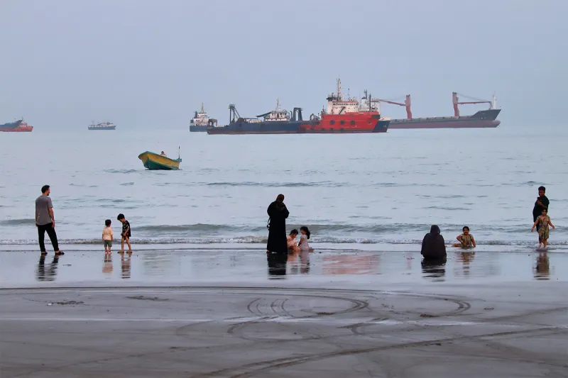 A deal may resolve the Strait of Hormuz, but not the war