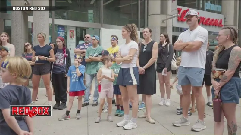 Sox pitcher Payton Tolle hosts kids for Freedom Trail tour