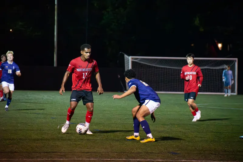 Freshman leads men's soccer to dominant season opening win