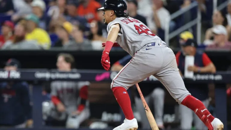 Anthony Seigler hits go-ahead triple in 9th and Red Sox beat Marlins 4-2