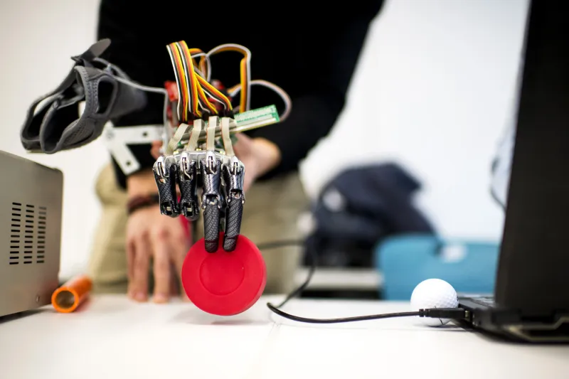 Northeastern undergrads given crash course on Seattle's robotics scene