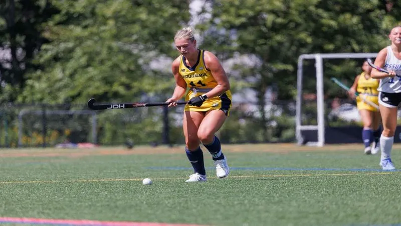 Beichert and Hamm Score In Field Hockey Season Opener Against Boston University