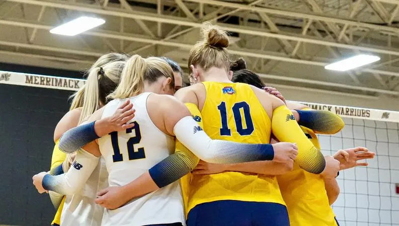 Women's Volleyball Heads to Illinois for Saluki Bash