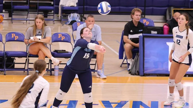 Volleyball Falls at Pomona-Pitzer, 3-1