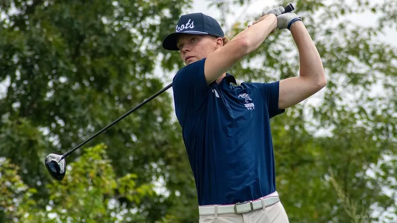Men's Golf Triumphs Over St. Anselm by Four Strokes