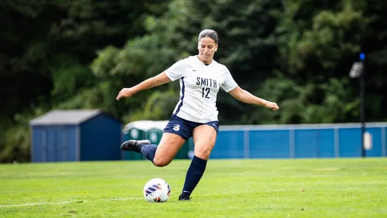 Soccer Falls to Wesleyan, 4-0