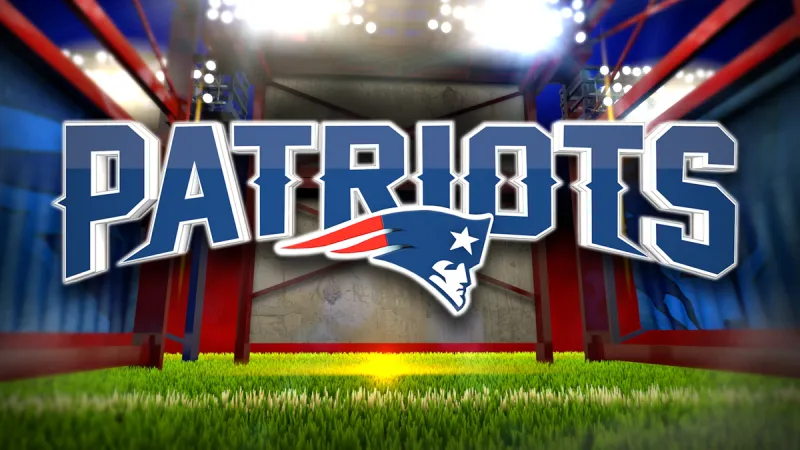 A.J. Brown leaves his Patriots debut with an ankle injury