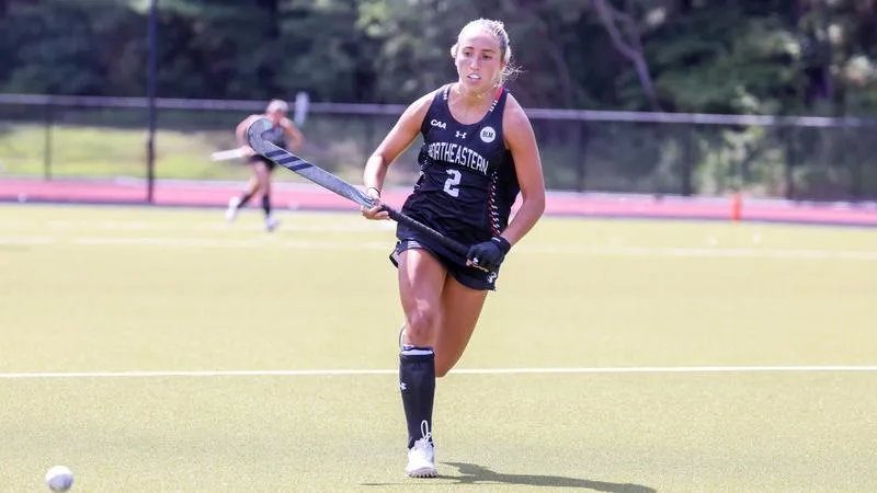 Huskies Fall To Stanford Late, 4-1