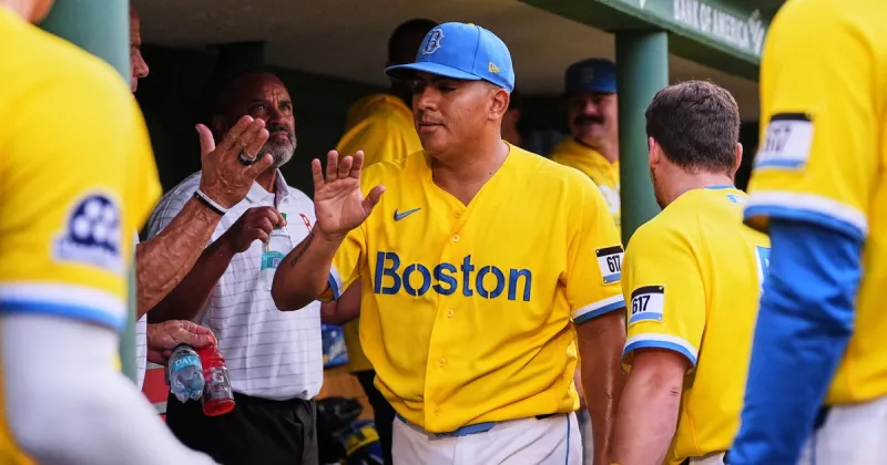 Red Sox beat Royals 5-1 as Ranger Suarez delivers strong start