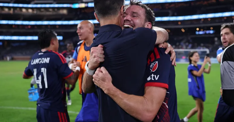 Dniel Gazdag scores in stoppage time to rally Revolution to 2-1 victory over NYCFC