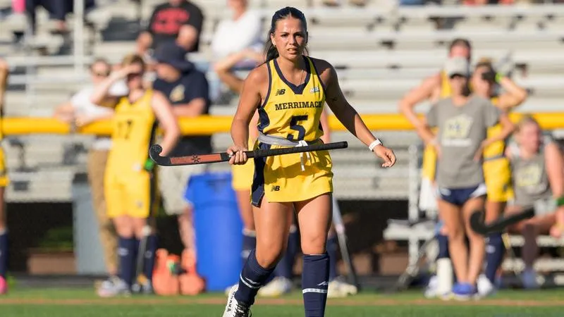 Field Hockey Suffers Road Loss At UMass Lowell