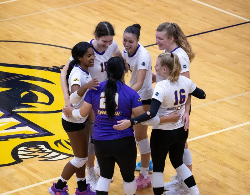 Aces all around: The Lady Lions cruise past the Dean Bulldogs