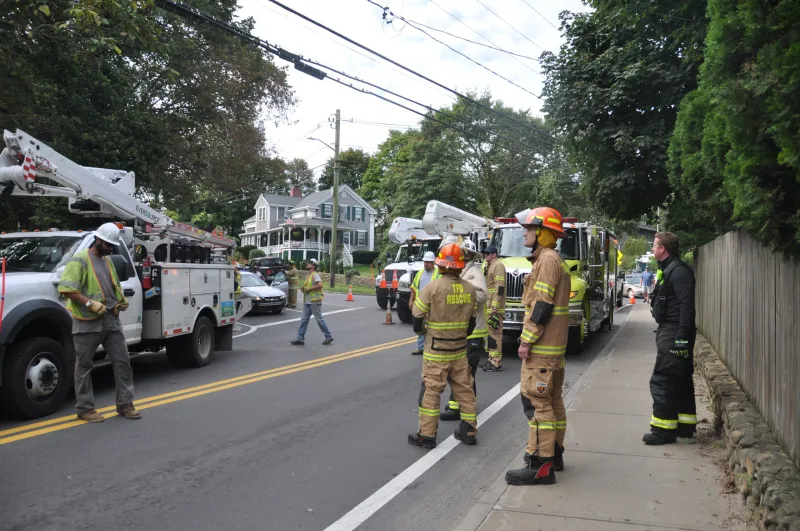 Vineyard Haven crash causes power outage
