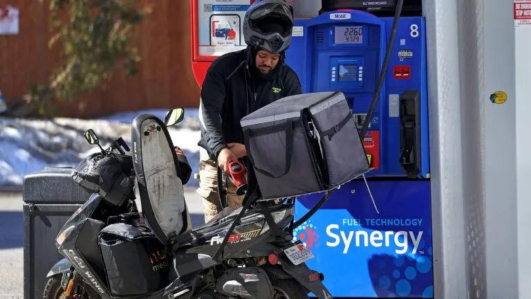 Mass. gas prices have risen dramatically. Here's what to expect this fall.