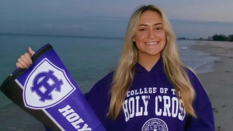 Holy Cross mourns the death of Amanda Mack, a junior volleyball recruit