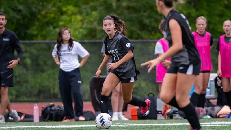 Women's Soccer Held Off by Endicott, 2-0