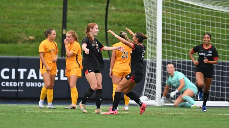 Arcila's Brace Sends Huskies Past Dragons