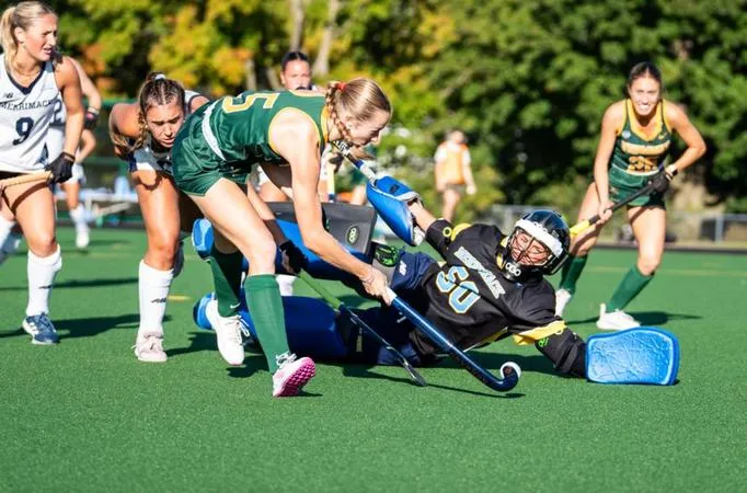 Field Hockey Falls To UVM