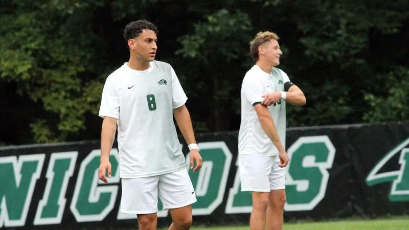 Nick Reilly Scores Late to Lift Men's Soccer over Fitchburg State, 1-0