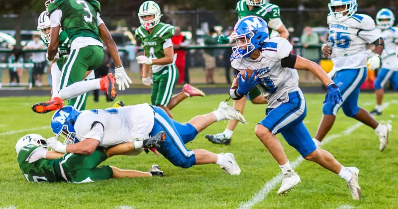 D-Y Pulls Away from Falcons In Second Half