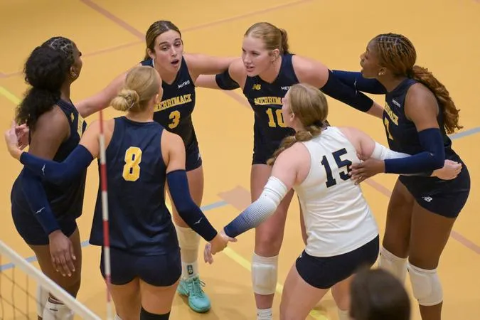 Women's Volleyball Set To Clash With The Bobcats