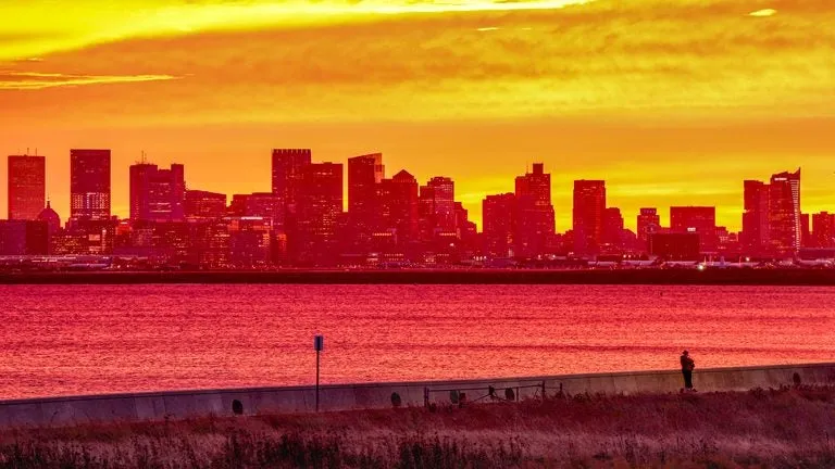 Red sky at night, sailors' delight? Not always, meteorologist says, and not Friday.