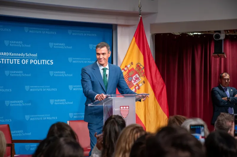 Spain Prime Minister Speaks on Future of AI, Corruption at IOP Forum
