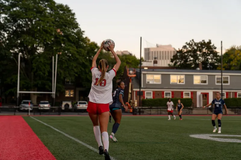 Women's soccer ties UNCW Seahawks, remain undefeated in conference