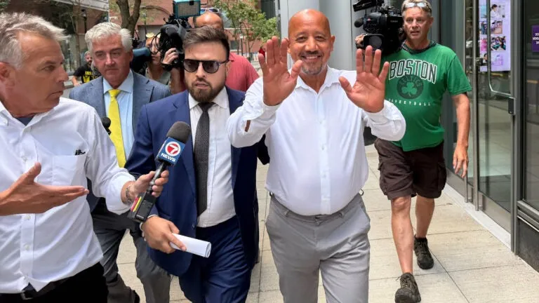 Battling state and federal charges, Lawrence Mayor Brian DePea says he'll stay in office