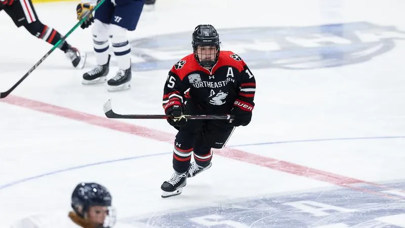 No. 5 Women's Hockey Opens Season Against RPI