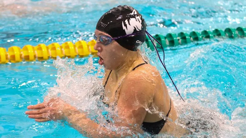 Huskies Fall At Vermont