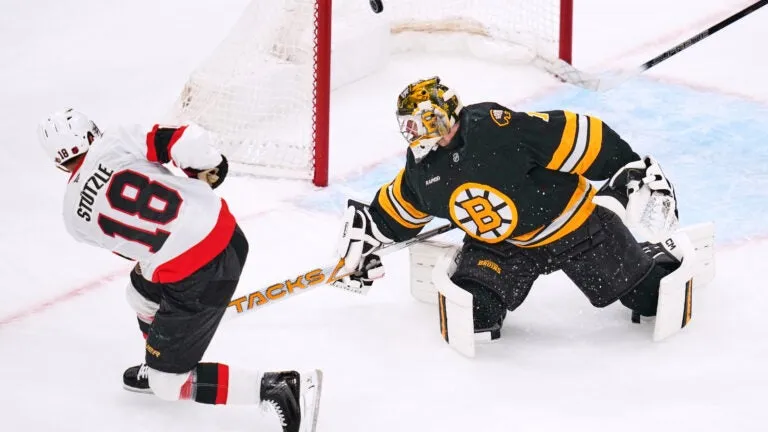 Bruins drop second straight game, fall to Senators 4-1 at TD Garden
