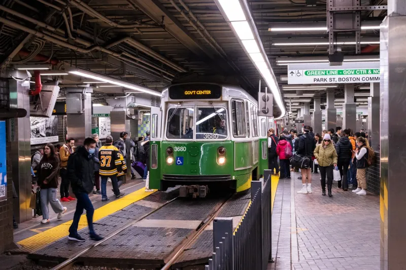 Students navigate the unpredictability MBTA service amid recent shutdowns