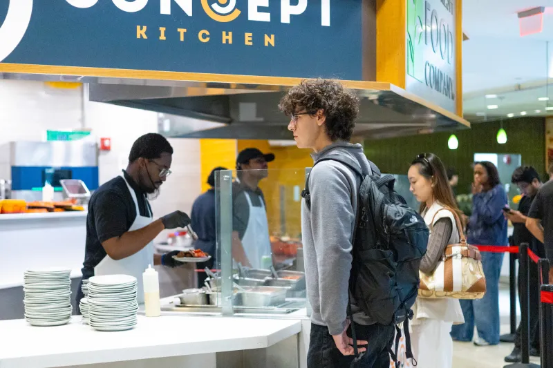 Five dining halls, one meal swipe: BU students weigh in on campus dining