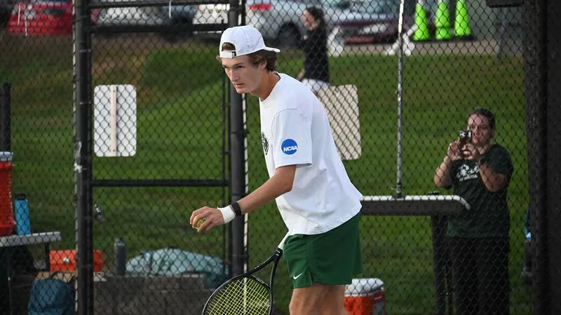 Men's Tennis Drops Close Decision to Emerson College, 4-3