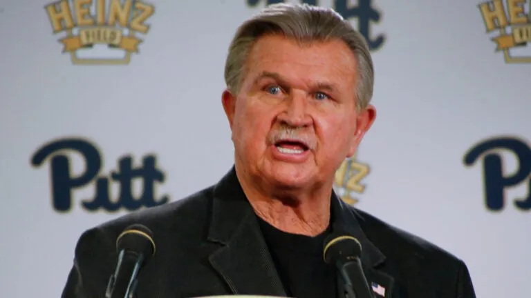 Mike Ditka, the quintessential Chicago Bear, dies at 86