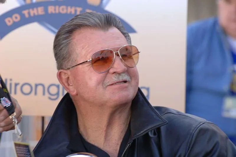 Mike Ditka, the quintessential Chicago Bear and a Pro Football Hall of Famer, dies at 86