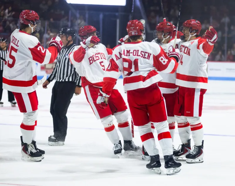 BU propels to a 3-1 exhibition win over Brown thanks to a third period push