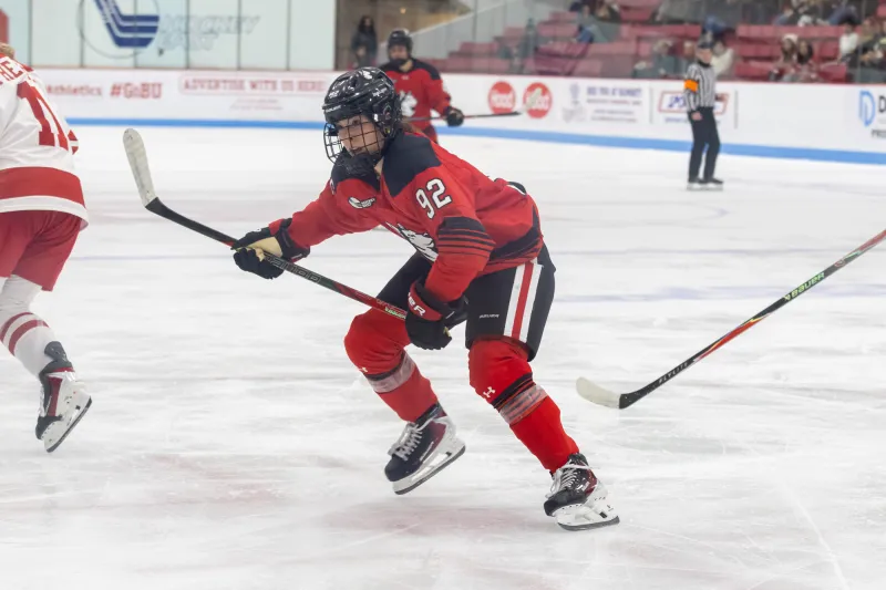 Women's hockey triumphs in home opener over UNH