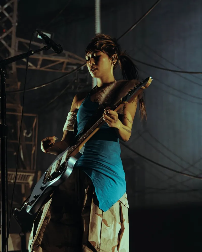 beabadoobee Concert Review: Lighting Up TD Garden on 'The Powerlines Tour'