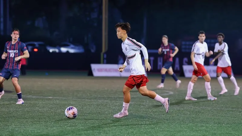 Huskies Fall To Great Danes On The Road