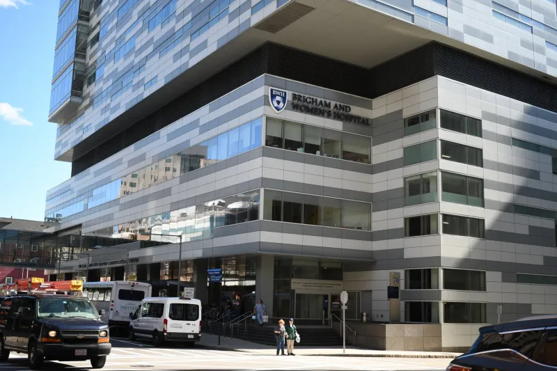 Brigham and Women's Nurses Postpone Indefinite Strike to Vote on Proposed Contract