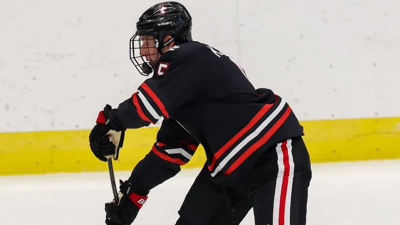 Men's Hockey Travels To No. 19/18 UMass For Two