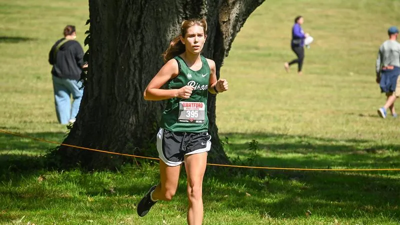 Cross Country Boasts Personal Record Finishes at Golden Bear Invitational