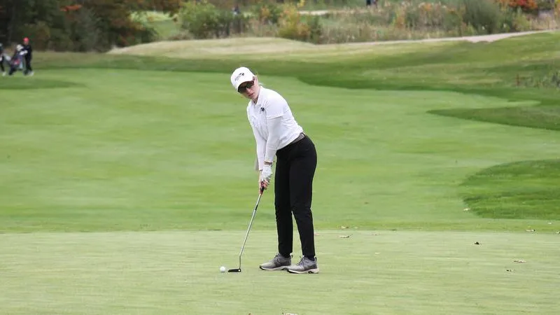 Women's Golf Finishes Runner-Up at NEIGA Championship to Close Fall Season