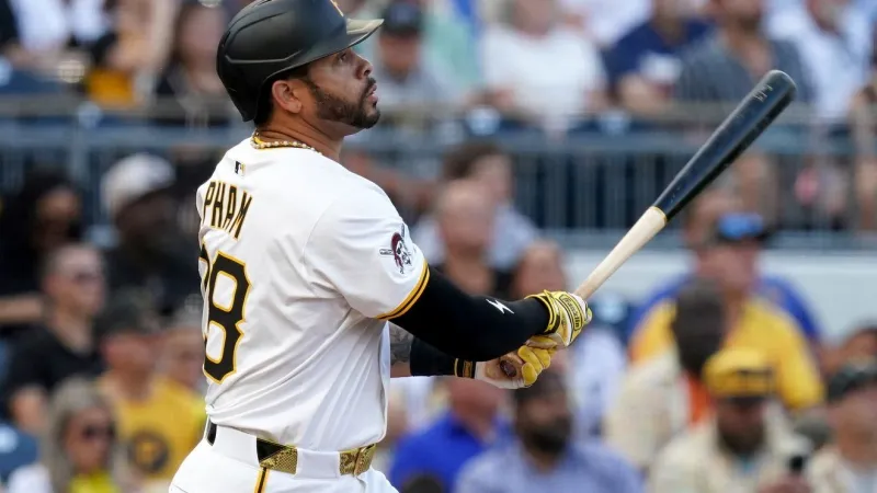 Orioles sign veteran Tommy Pham to minor league deal to boost struggling outfield