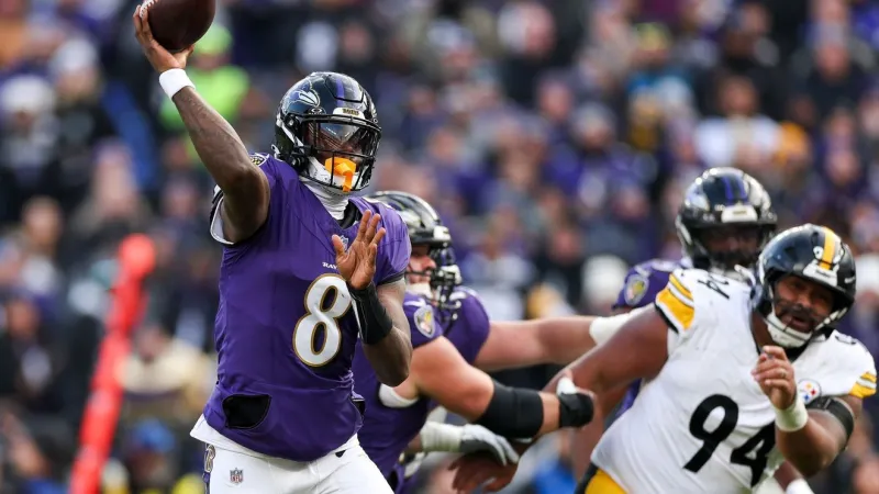 Jesse Minter says he "knows when [Lamar's] going to be back" following QB's OTA absence